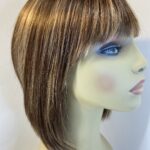 Brown mid length wig. Brms141