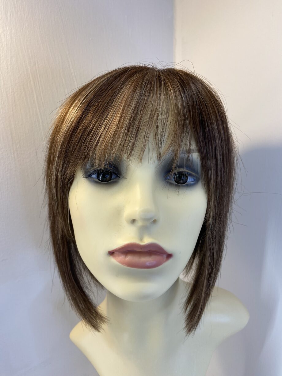 Fabulous brown wig. Brms142