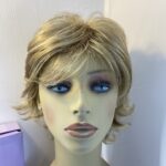 Blonde boxed beautiful wig. Bblmw695