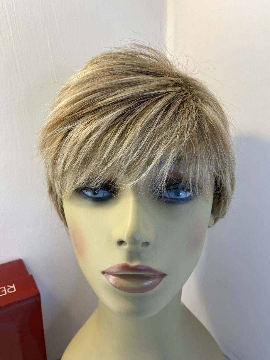 Rene of Paris blonde rooted wig. Bblss698