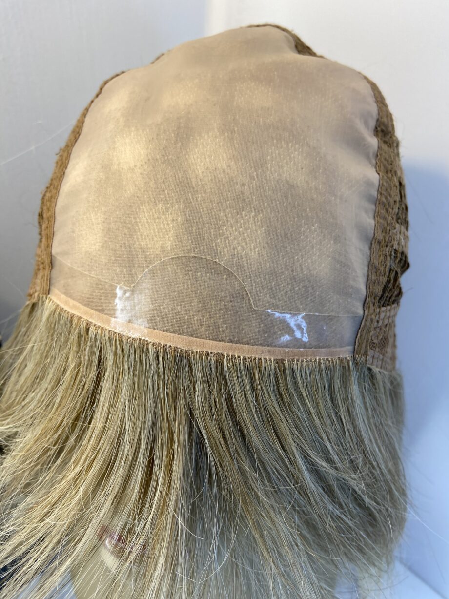 Amore blonde as new wig. Bblms702
