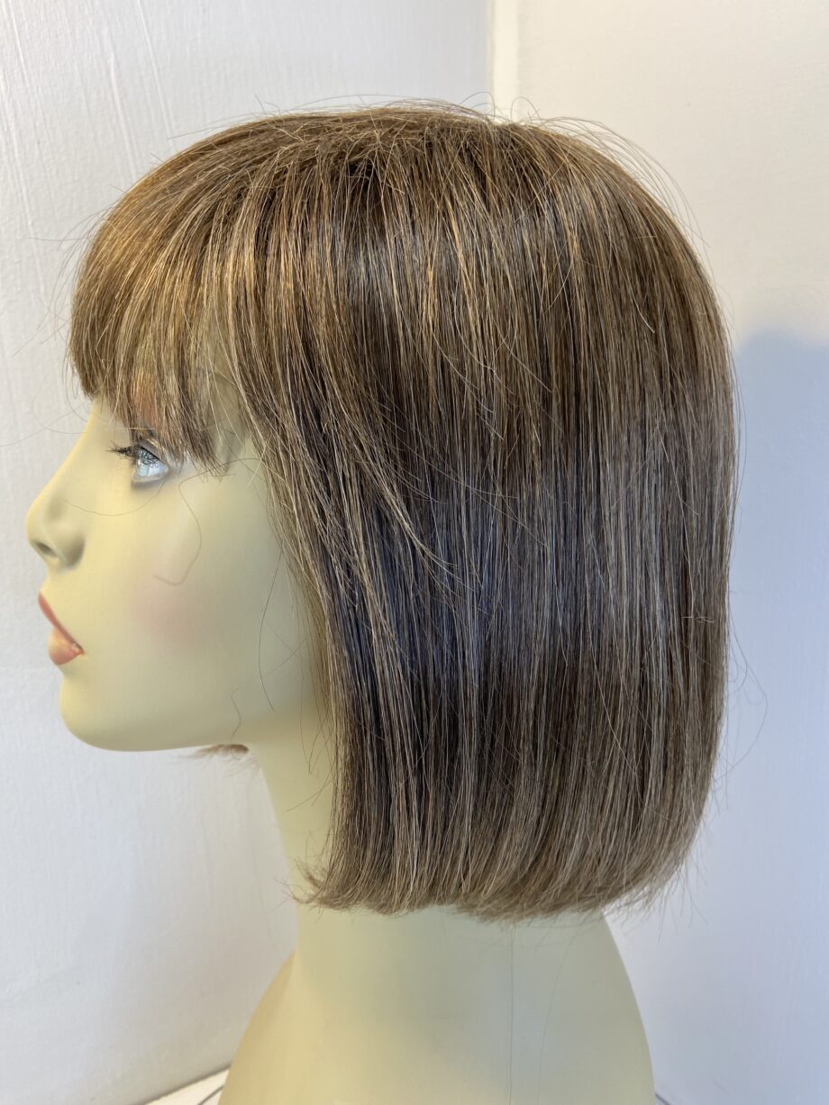 Gisela Mayer superb brown wig. Brms211