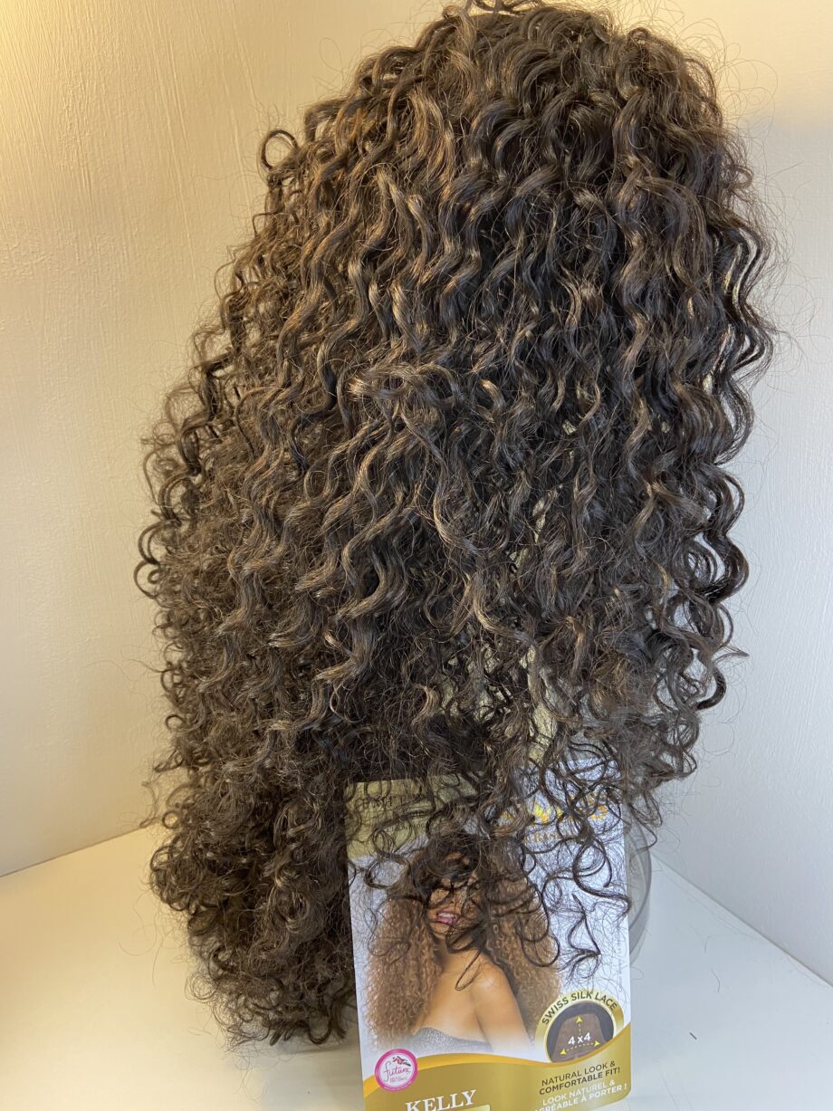 New long curly black wig. Bllc216
