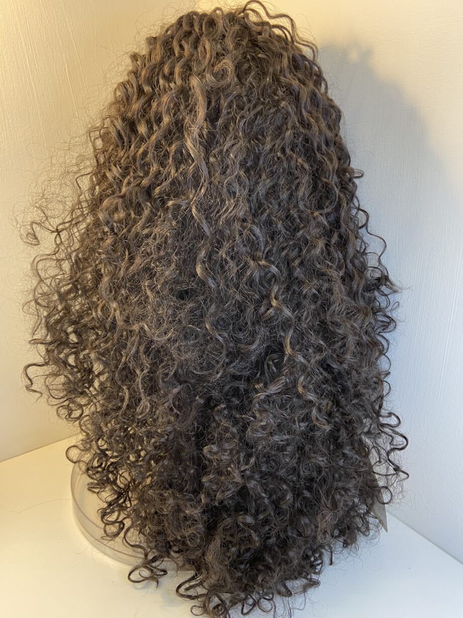 New long curly black wig. Bllc216