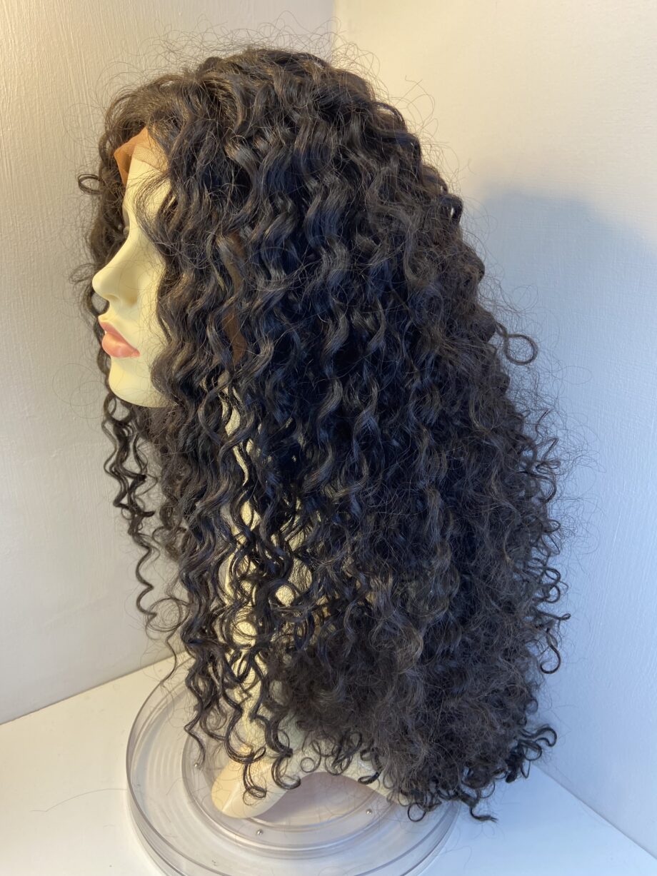 New long curly black wig. Bllc216