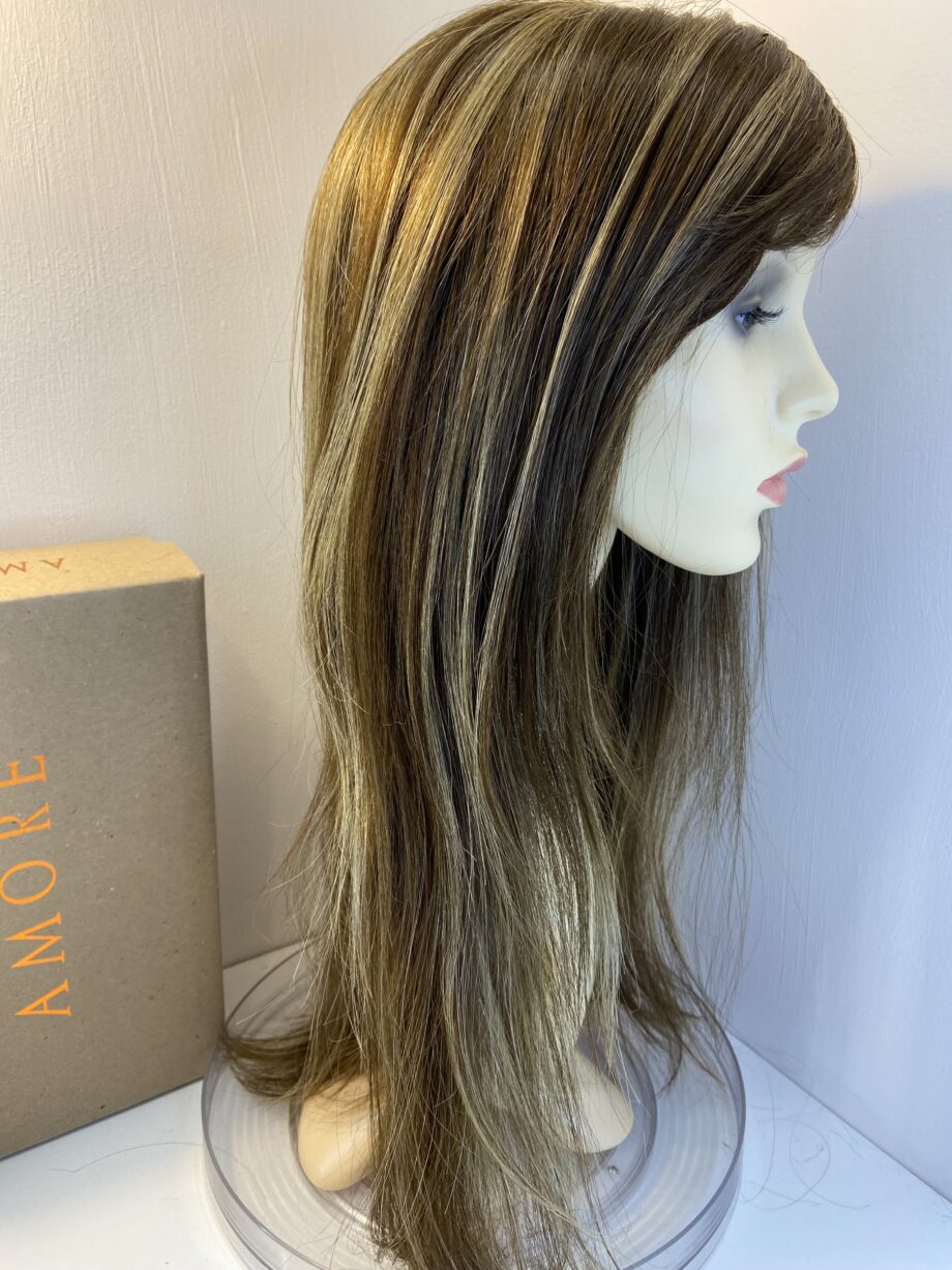 As new stunning long brown Rene of Paris wig. Bbrls704