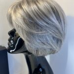 Gorgeous silver Paula Young wig. Bbgms707