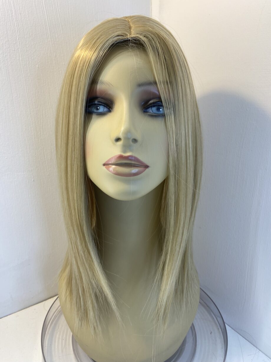 Blonde long topper. Blls222