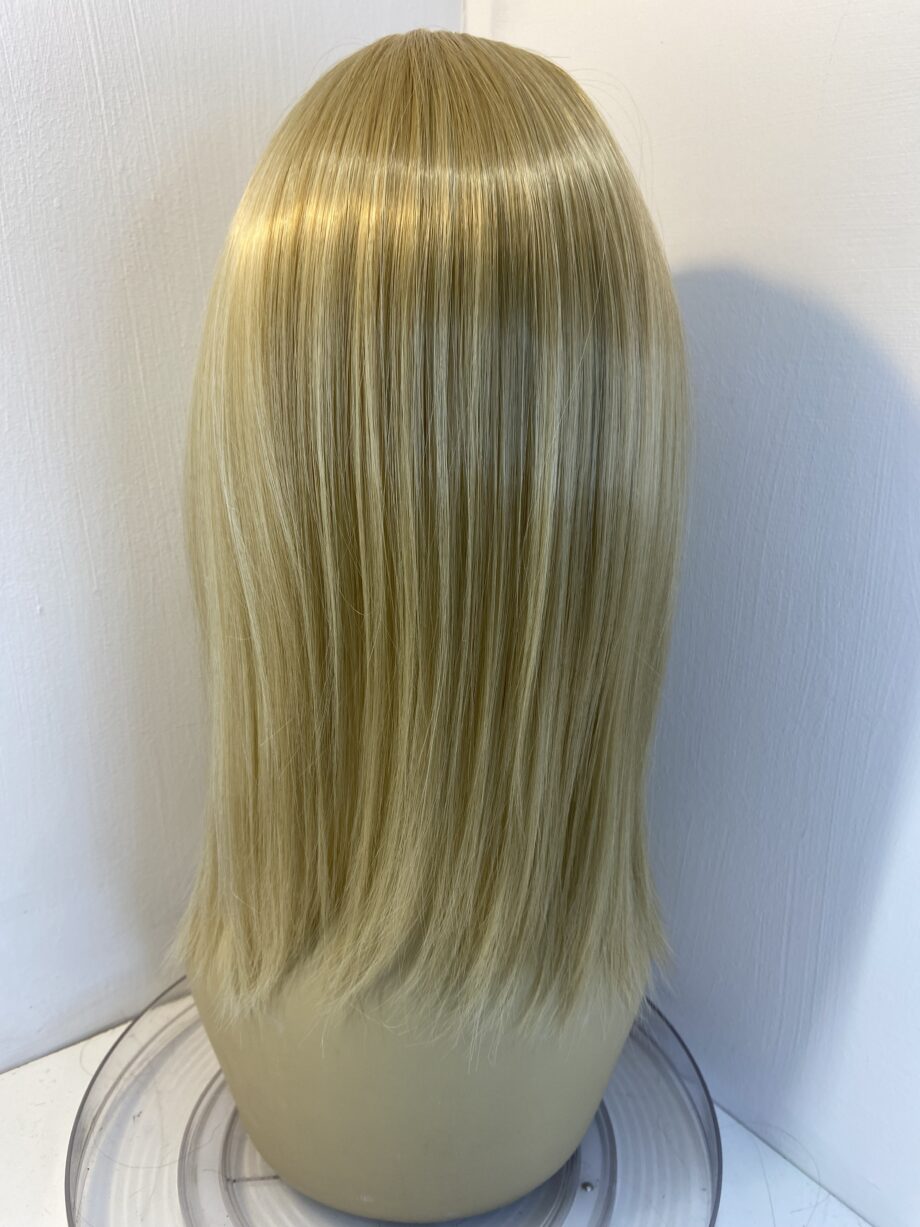 Blonde long topper. Blls222