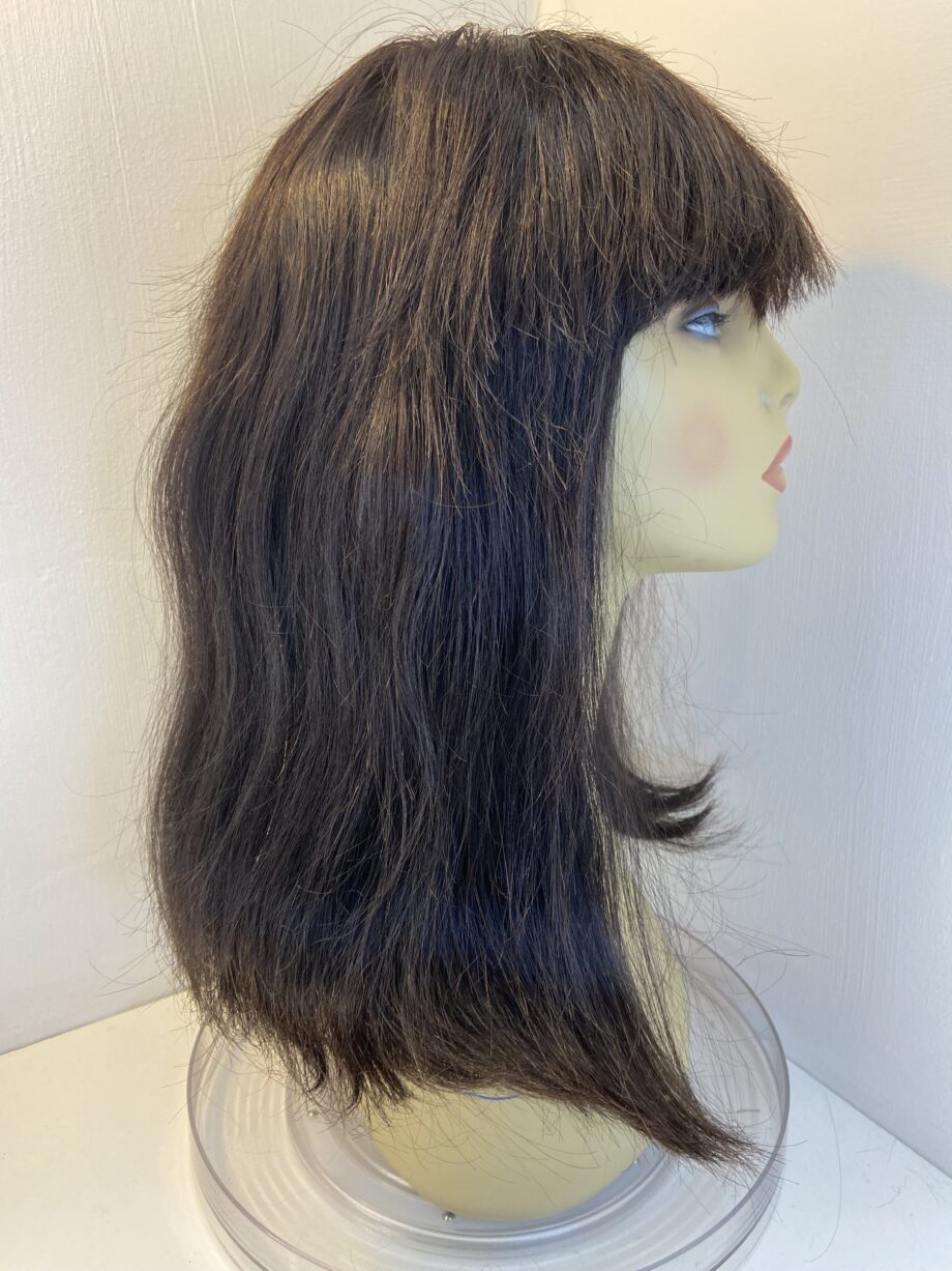 Long brown wig. Brls3390