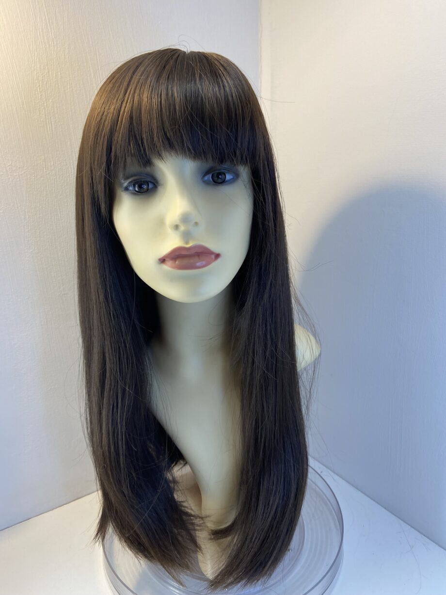 Long dark brown wig. Brls3391
