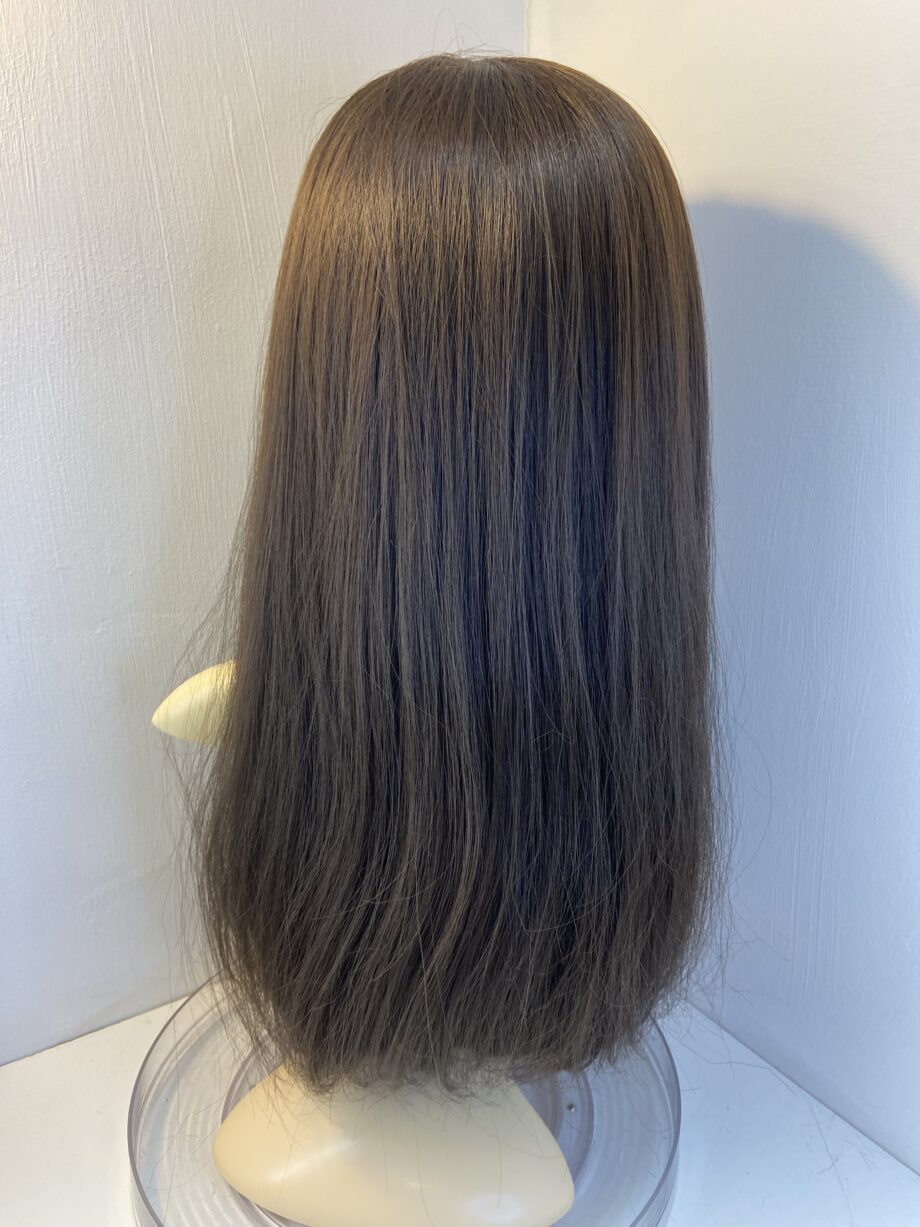 Long dark brown wig. Brls3391