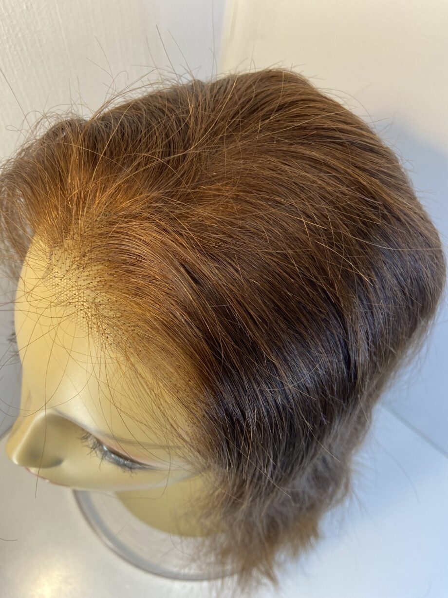 Reddish brown long wig. Rbrls3394