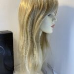Gorgeous blonde long boxed wig. Blls713