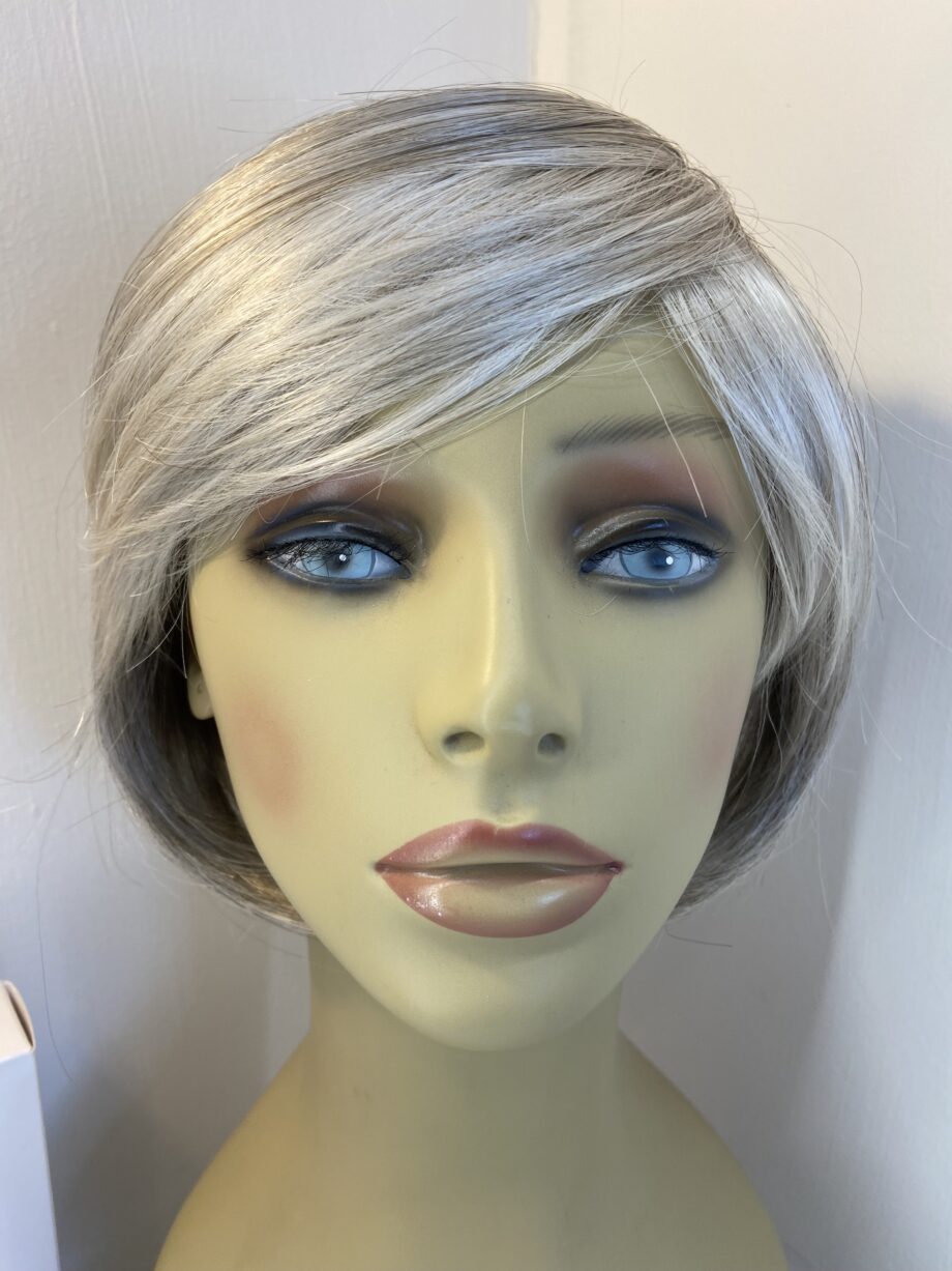 As new lotus silver grey white  wig. Bgms754