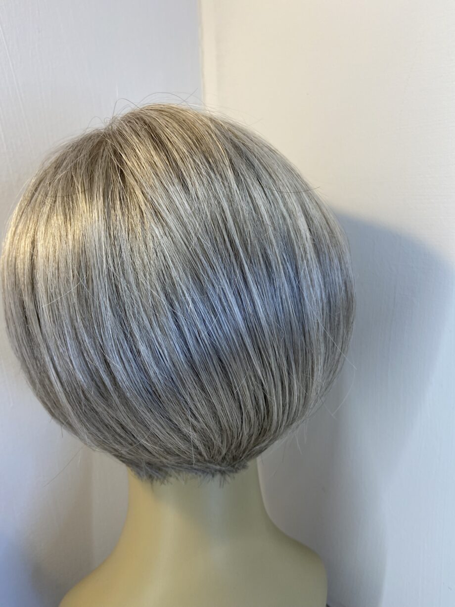 As new lotus silver grey white  wig. Bgms754