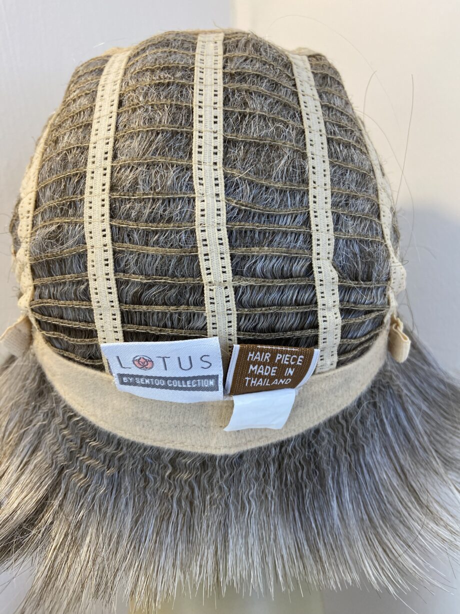 As new lotus silver grey white  wig. Bgms754