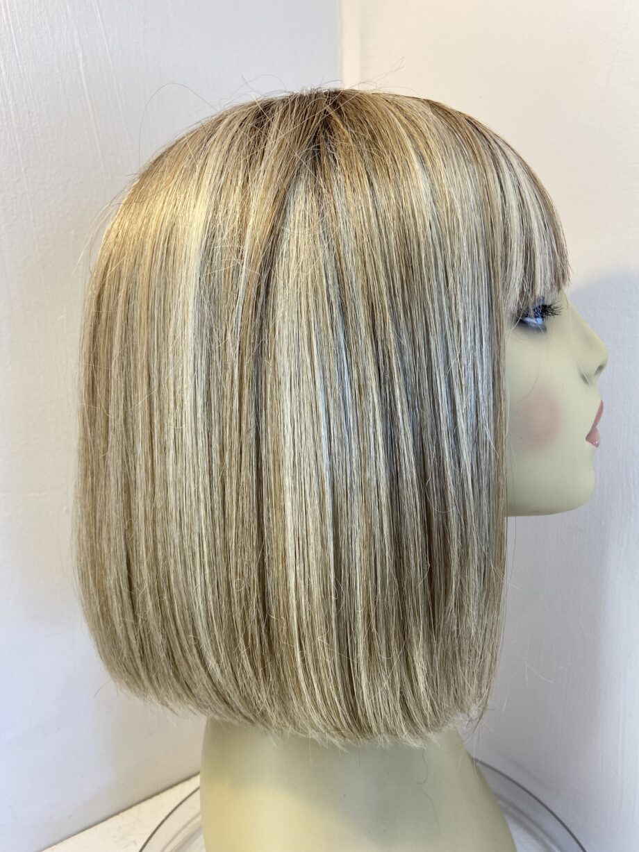 Rene of Paris blonde rooted wig. Blls316