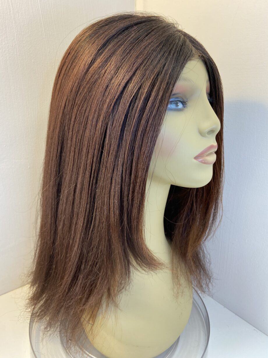 Long reddish brown wig. Brls159