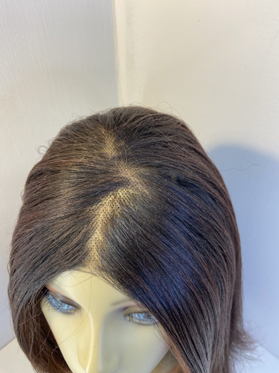 Long reddish brown wig. Brls159