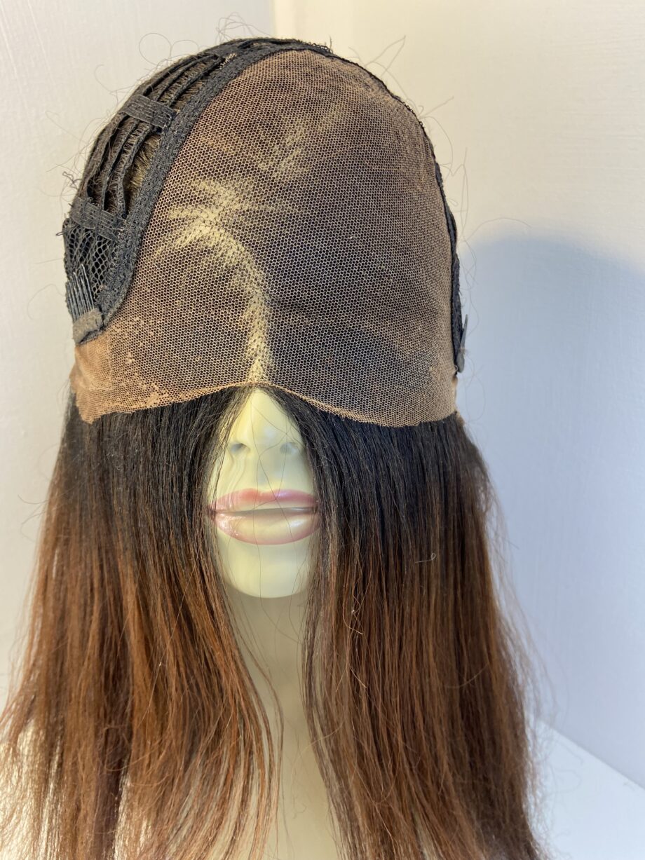 Long reddish brown wig. Brls159