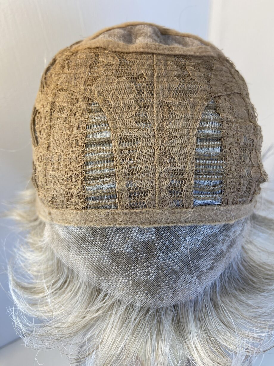 New grey / blonde wig. Blss702