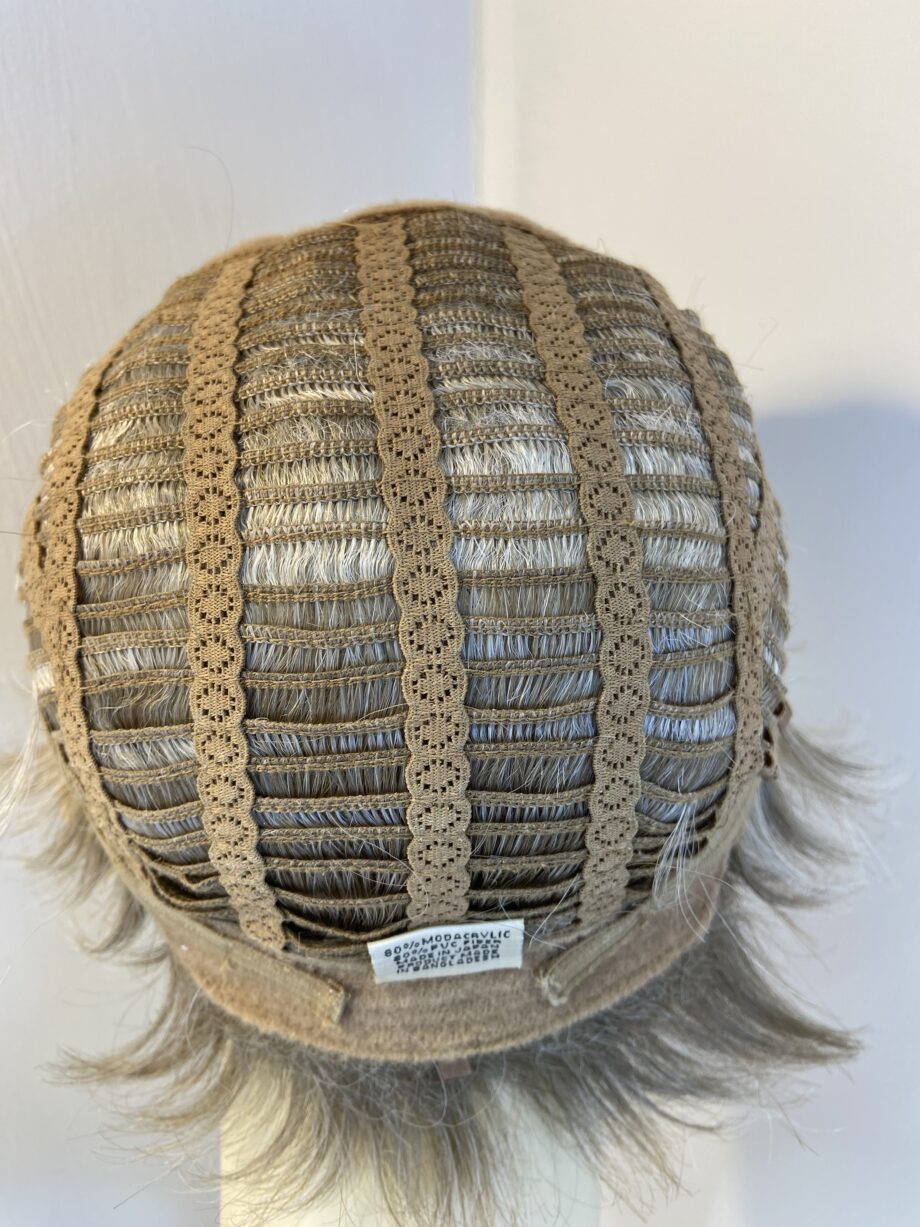 New grey / blonde wig. Blss702