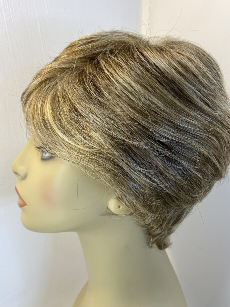 New Ellen Wille blonde wig. Blss707