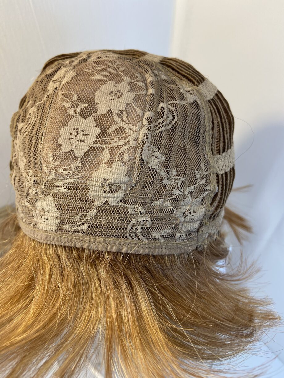 Irish red mid length new wig. Bms732