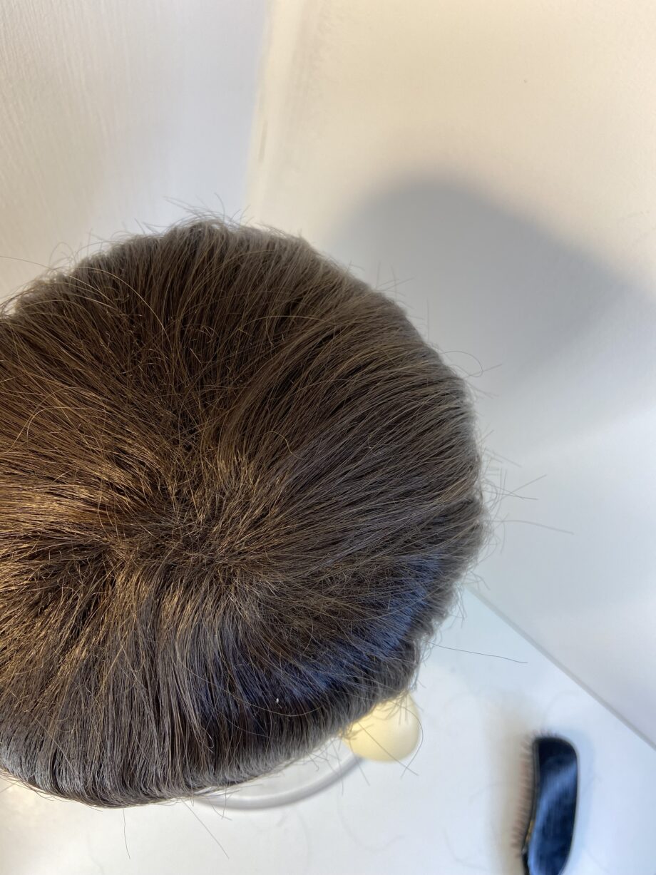 Dark brown shiny wig. Bbrss777