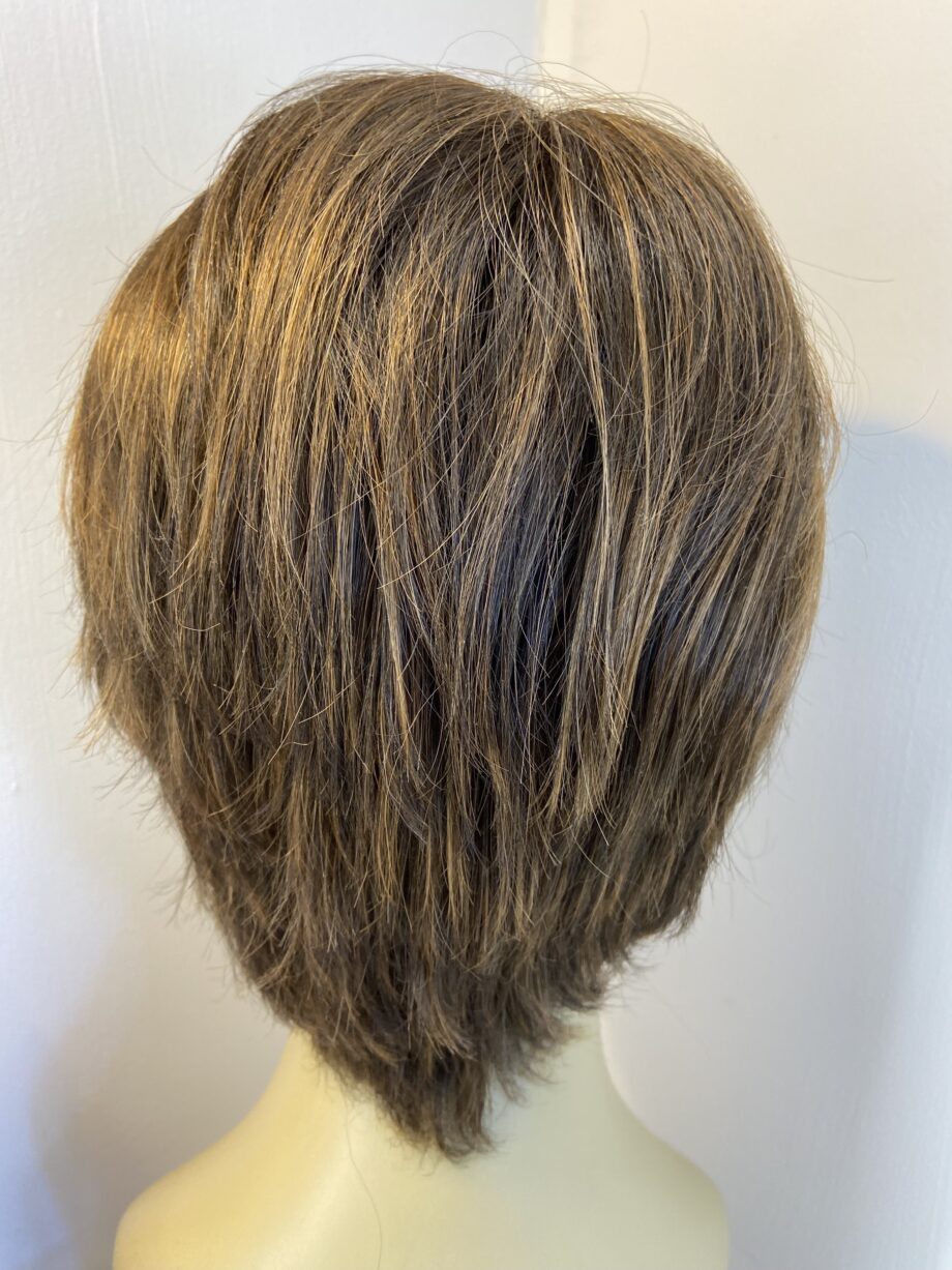 Short brown Ellen Wille wig. Bbrss779