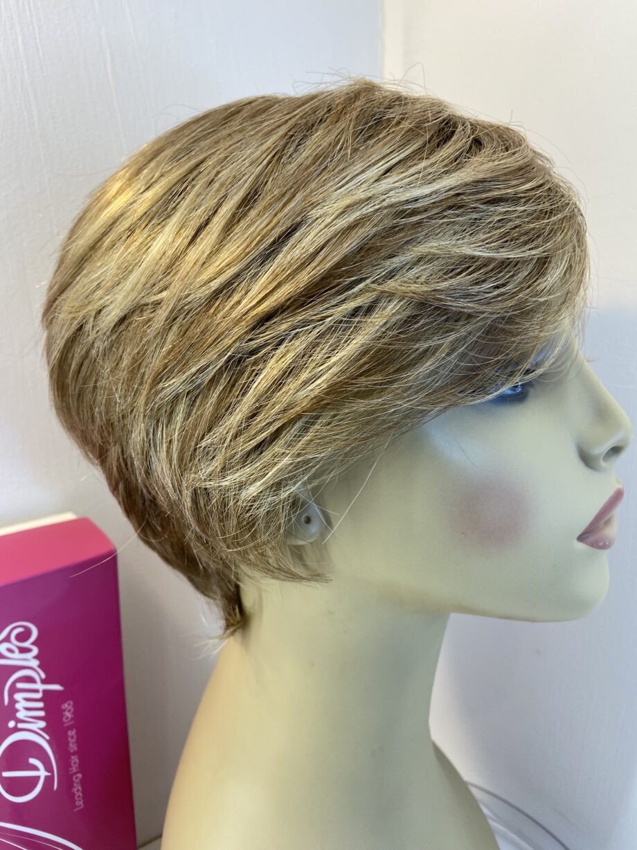 Harvest gold rooted wig. Bblss782