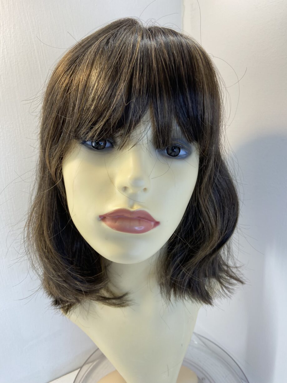 Long dark brown wig. Brlw712