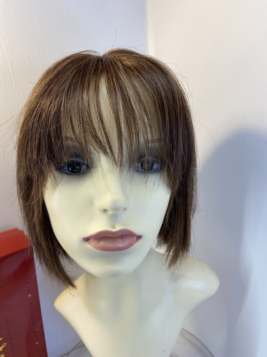 Ellen Wille soft brown wig. Bbrss789
