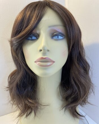 Stunning Long brown wavy wig. Brlw864