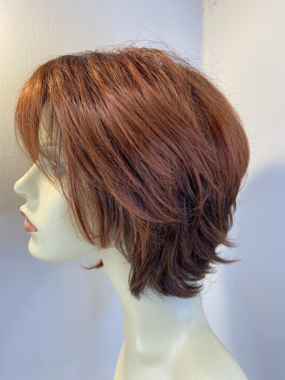 Stunning red short wig. Rss865