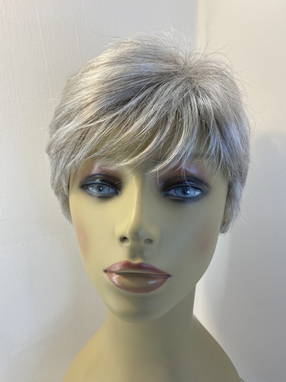 Sugared silver wig. Gss508