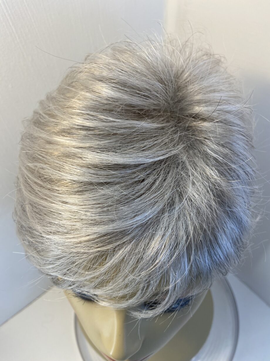 Sugared silver wig. Gss508