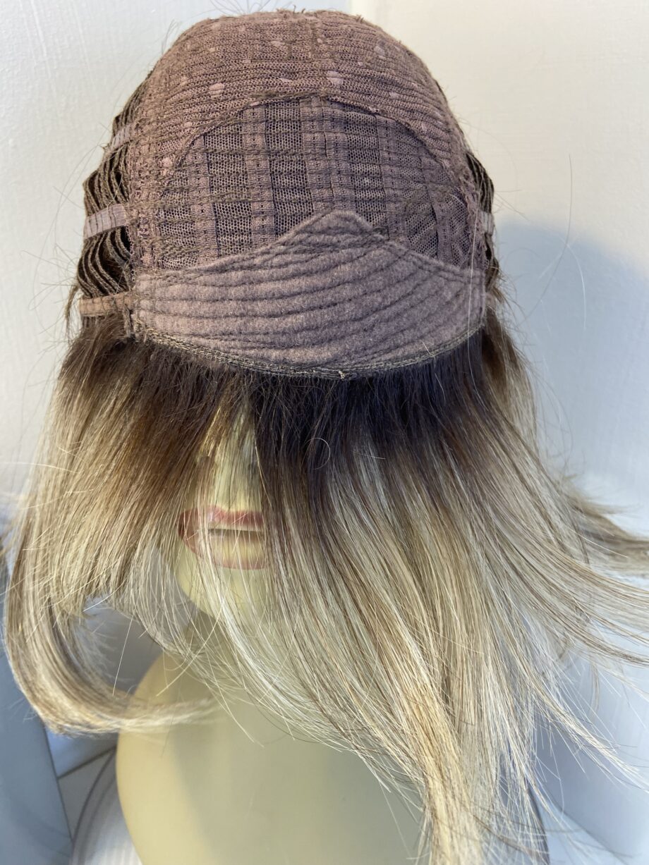 Iced latte macchino new Raquel Welsh wig. Bblms795
