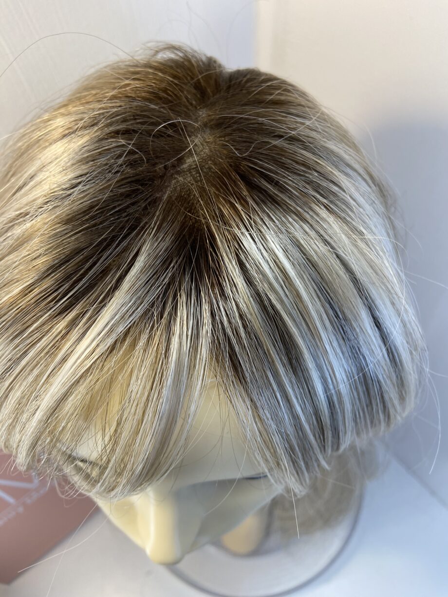 Very long wavy blonde wig Henry Margu bbllw798