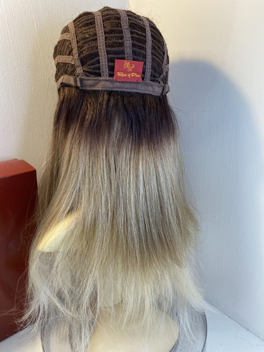 Extra long blonde rooted designer wig. Bbllw800