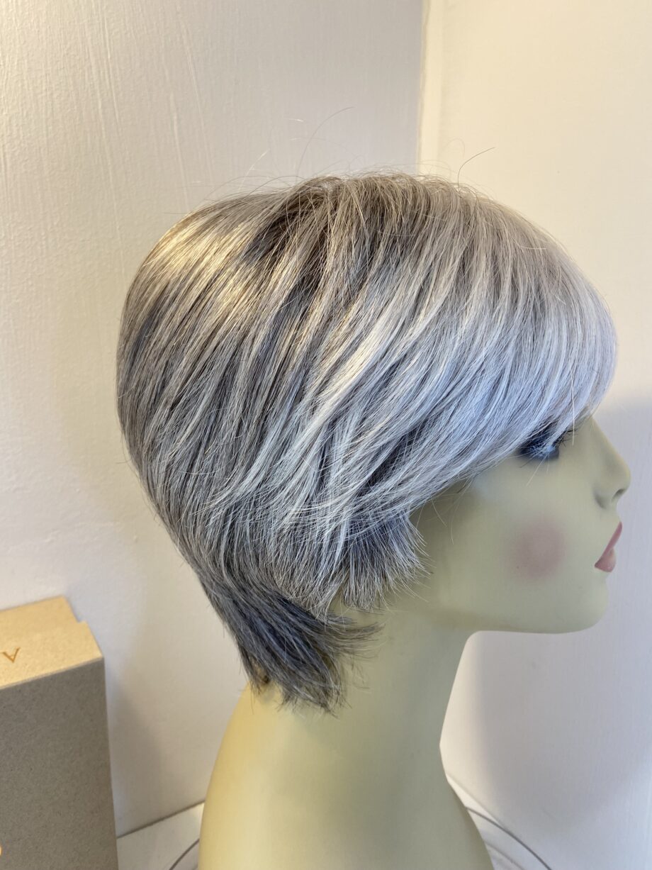 Silver stone Amore new wig. Bgss802
