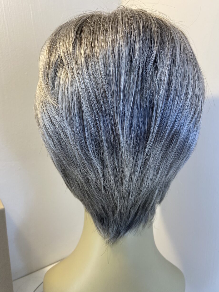 Silver stone Amore new wig. Bgss802