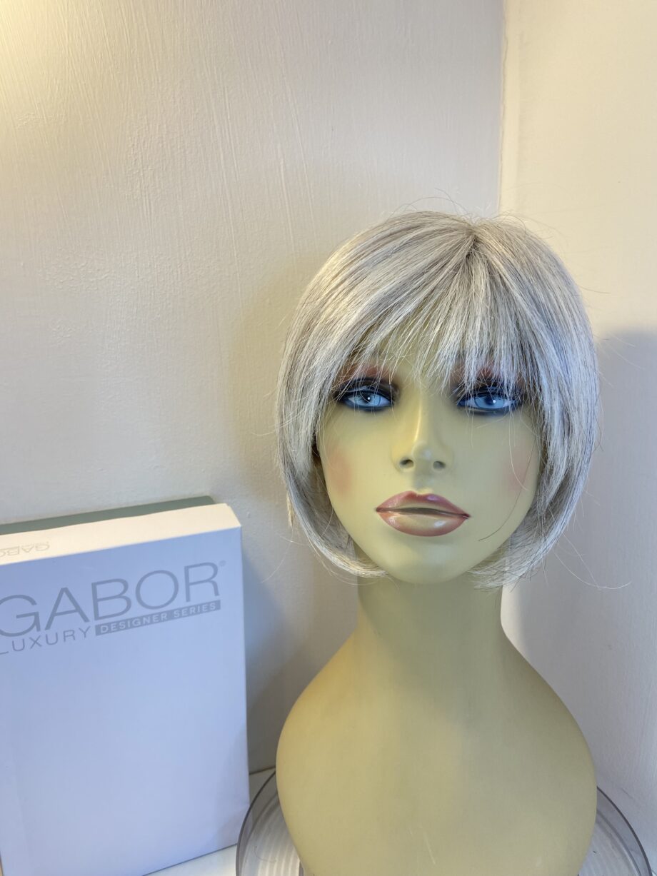 Gabour silver grey wig. Bgss783
