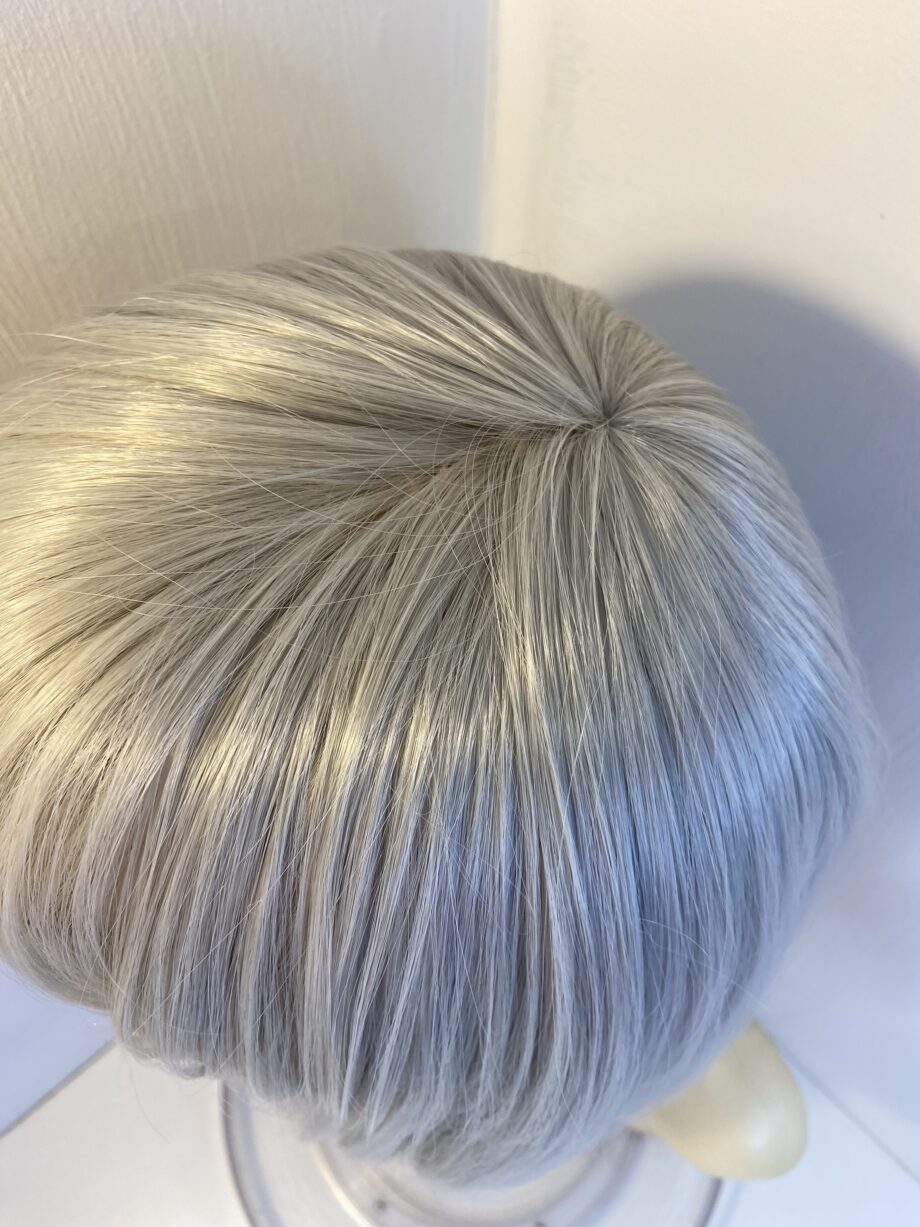 Silver mud length new wig. Sls720