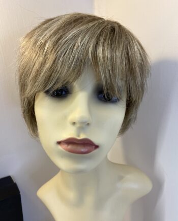 Blonde short soft designer wig. Bbrss795