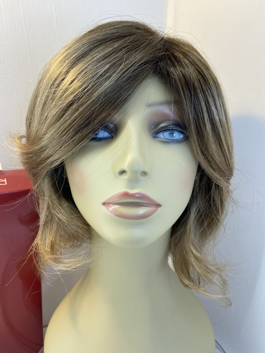 Gorgeous Rene of Paris light brown rooted wig. Bbllw797