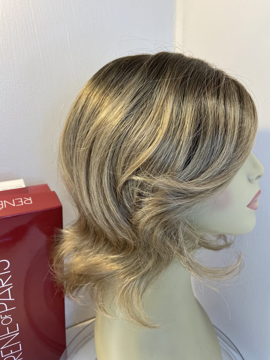 Gorgeous Rene of Paris light brown rooted wig. Bbllw797