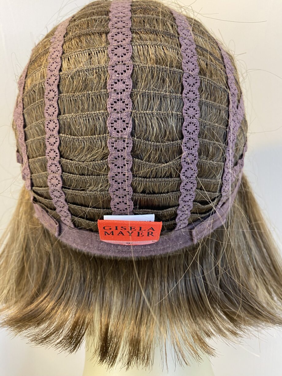 Stunning blonde Bob. Bblms799