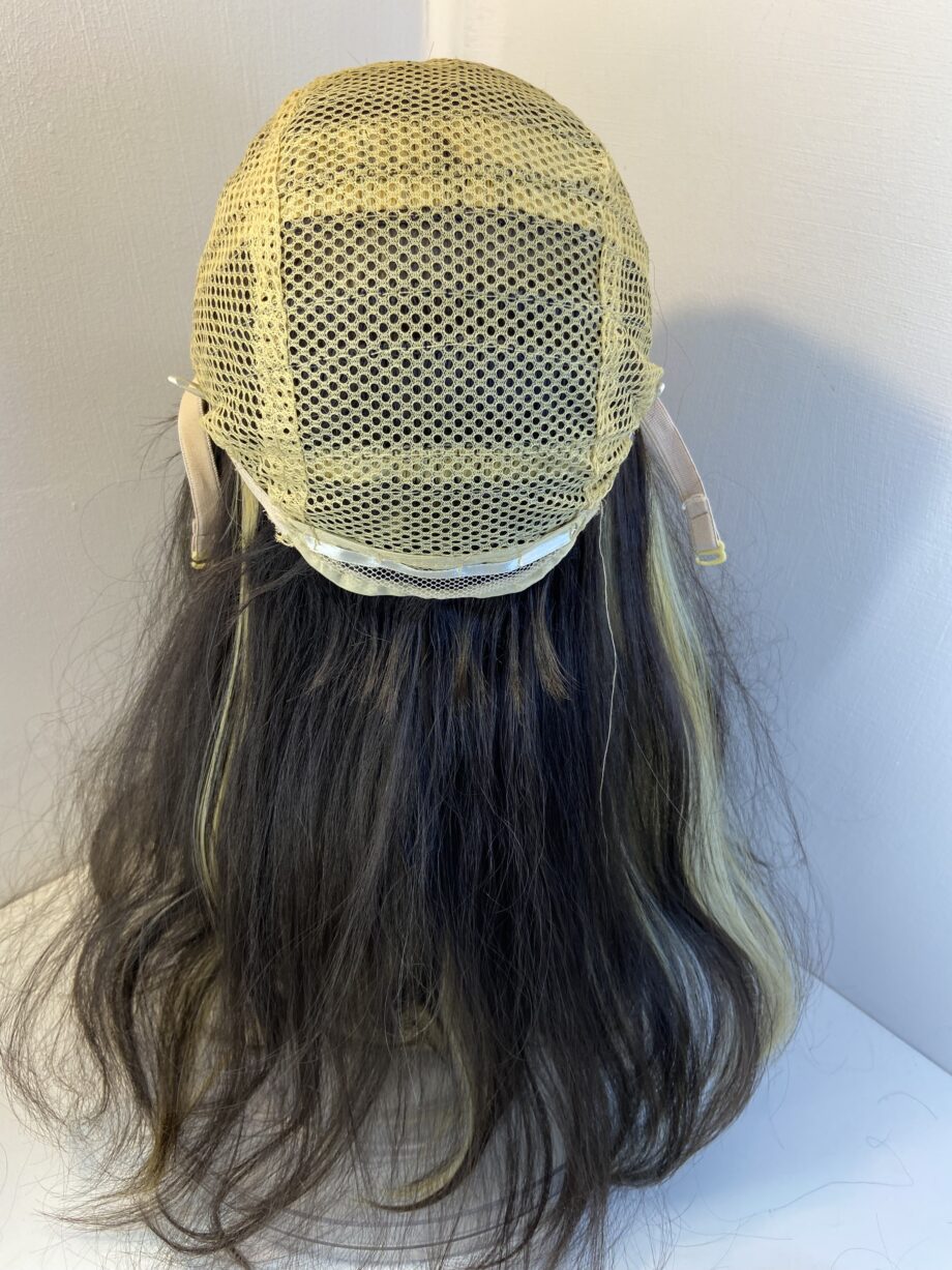 New Blonde/ brown long wig. Bllw306